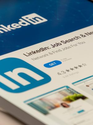 LinkedIn – Likes – Mix Global Premium Elite